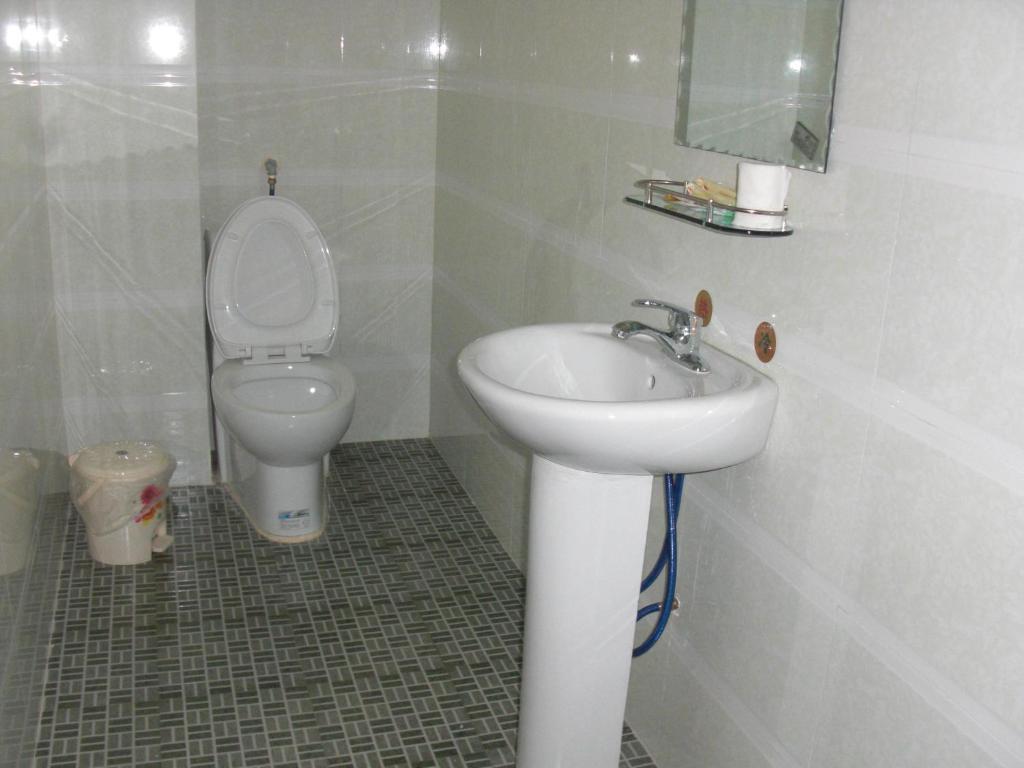 Huanggong Garden Hotel Yangshuo Room photo