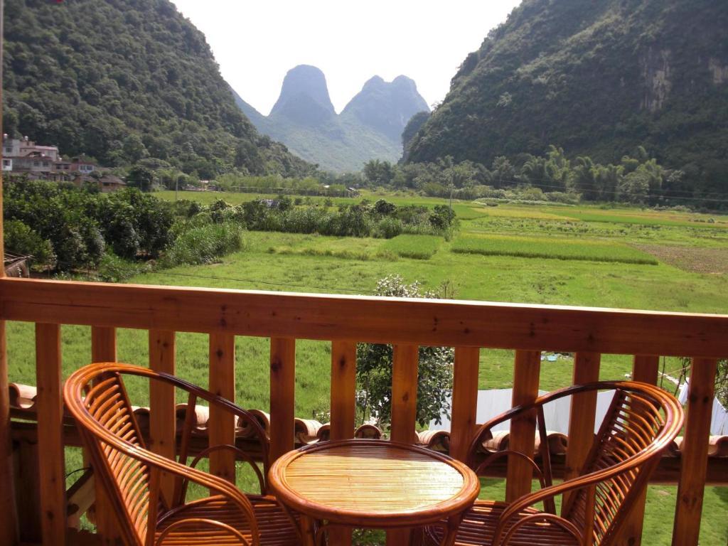 Huanggong Garden Hotel Yangshuo Room photo